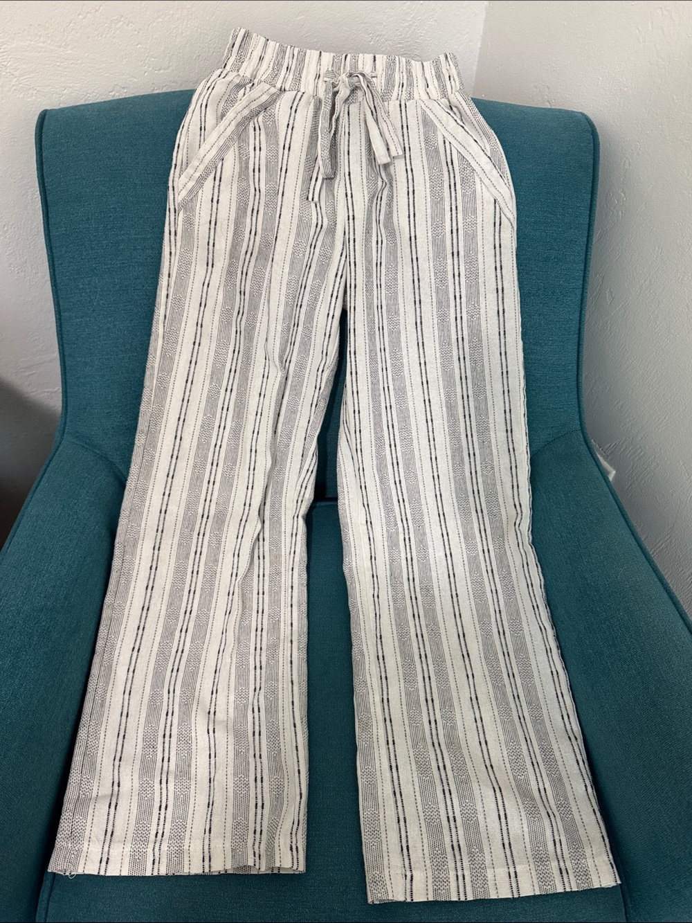 Sienna Sky White and Gray Striped Wide-Leg Drawstring Beach Pants